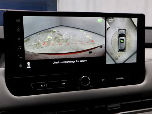 New 2025 Mitsubishi Outlander SE image 23