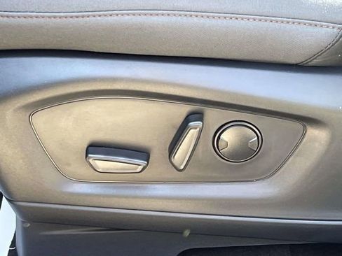 New 2026 Ford Explorer Active image 18