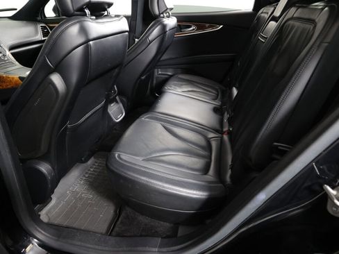 Used 2016 Lincoln MKX Reserve w/ Climate Package image 17