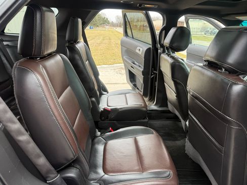 Used 2014 Ford Explorer Sport w/ Equipment Group 401A image 24