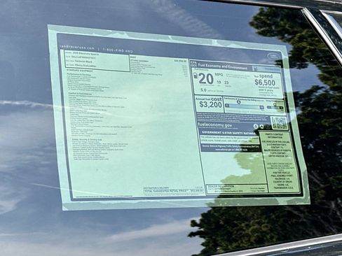 New 2025 Land Rover Discovery Sport S image 29