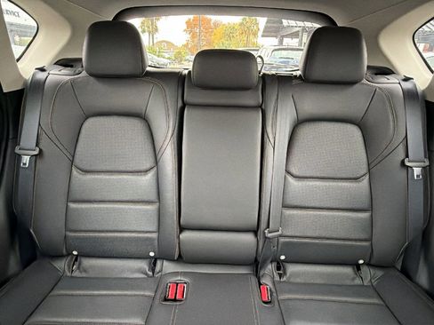 Certified 2023 MAZDA CX-5 AWD 2.5 S w/ Preferred Package image 28