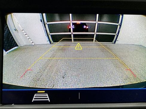 Used 2020 Chevrolet Equinox LT image 14