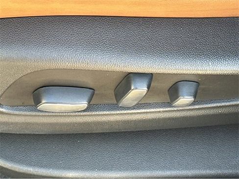 Certified 2023 Cadillac XT5 Premium Luxury w/ Technology Package image 35