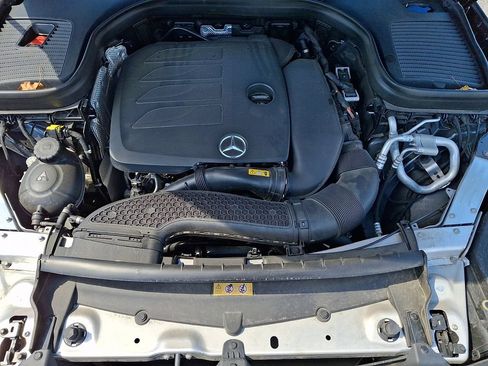 Used 2022 Mercedes-Benz GLC 300 4MATIC image 27