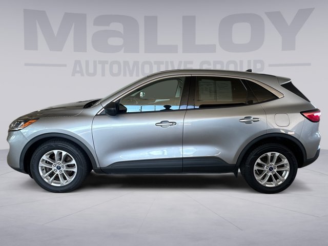 Certified 2022 Ford Escape SE w/ Convenience Package FWD image 2