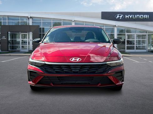 New 2025 Hyundai Elantra Sport image 12