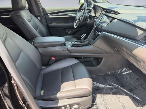 Certified 2023 Cadillac XT5 Premium Luxury AWD/4WD image 19