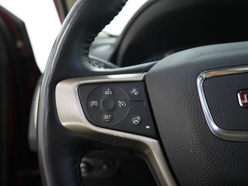 Used 2018 GMC Terrain Denali w/ Comfort Package AWD/4WD image 28