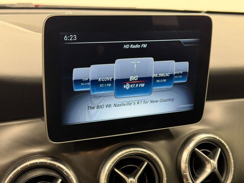 Used 2019 Mercedes-Benz CLA 250 image 24