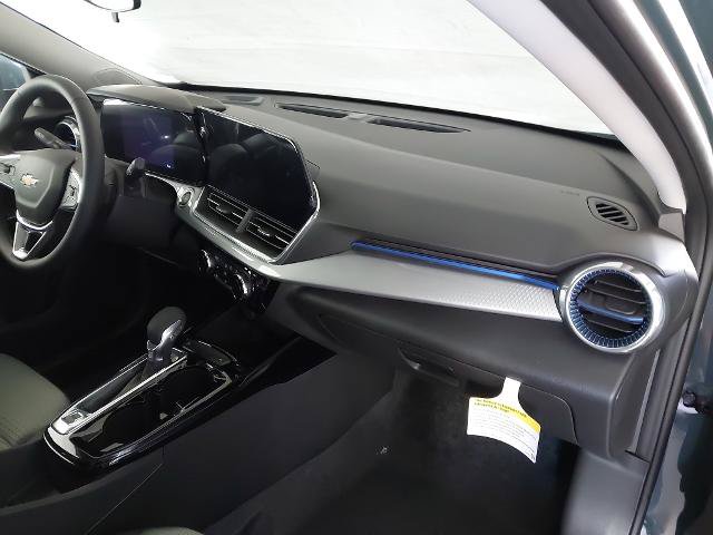 New 2026 Chevrolet Trax LT w/ Driver Confidence Package FWD image 27