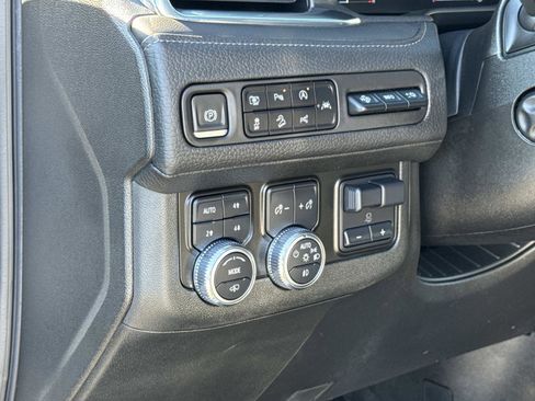 Certified 2023 GMC Yukon XL Denali w/ Denali Reserve Package image 12