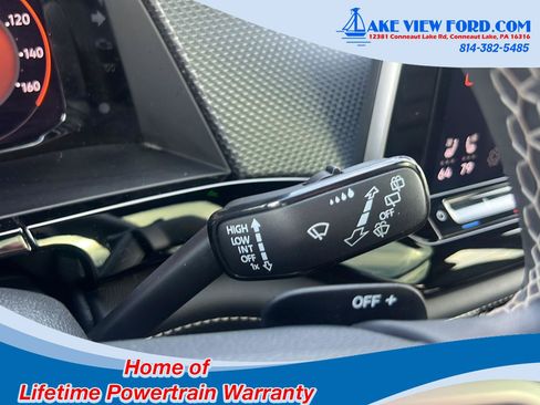 Used 2024 Volkswagen Atlas Cross Sport SEL AWD/4WD image 31