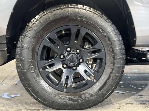 Used 2021 Toyota Tacoma SR w/ SR Convenience Package image 6