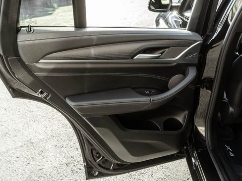 Used 2024 BMW X4 M image 39