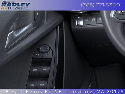 New 2026 Chevrolet Equinox LT w/ Convenience Package II image 24