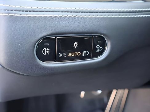 Used 2020 Bentley Flying Spur W12 AWD/4WD image 22
