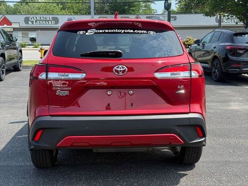Certified 2024 Toyota Corolla Cross LE w/ Moonroof Package AWD/4WD image 4
