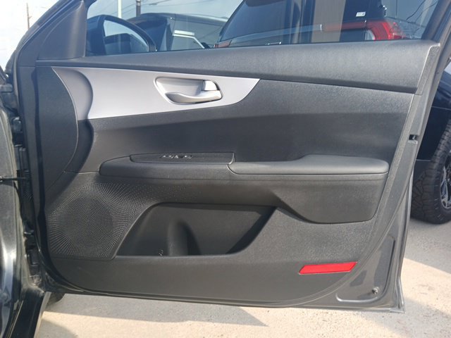 Used 2024 Kia Forte LXS w/ LXS Technology Package FWD image 12