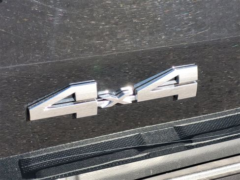 Used 2025 Toyota Tacoma SR5 image 12