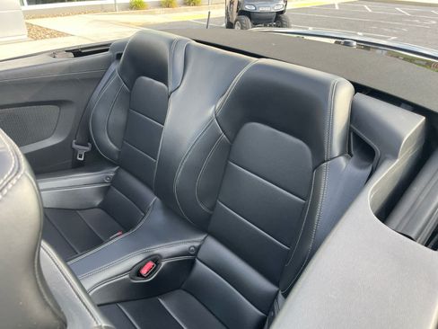 Used 2015 Ford Mustang GT Premium w/ Equipment Group 401A RWD image 10