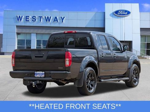 Used 2021 Nissan Frontier SV w/ Midnight Edition Floor Mats image 3