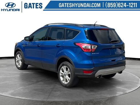 Used 2018 Ford Escape SE AWD/4WD image 7