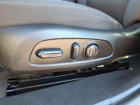 Used 2024 Chevrolet Malibu LT image 4