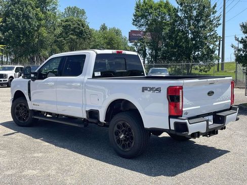 New 2026 Ford F250 Lariat w/ Black Appearance Package AWD/4WD image 5