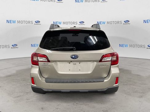 Used 2015 Subaru Outback 2.5i Premium AWD/4WD image 4