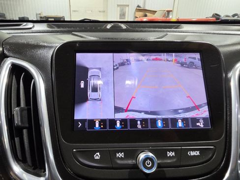 Used 2020 Chevrolet Equinox Premier AWD/4WD image 40
