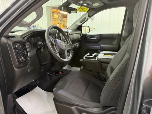 Used 2021 Chevrolet Silverado 1500 Custom AWD/4WD image 7