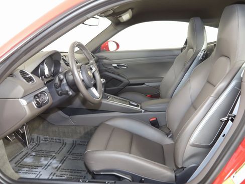 Used 2023 Porsche 718 Cayman S w/ Sport Chrono Package image 10