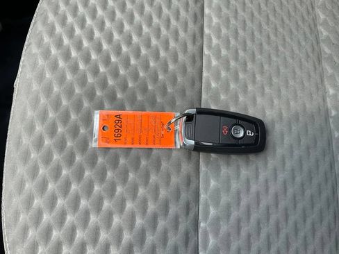 Used 2020 Ford Escape SE AWD/4WD image 23