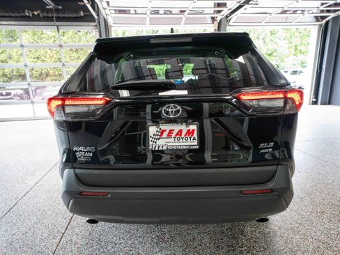 Used 2023 Toyota RAV4 XLE Premium AWD/4WD image 3