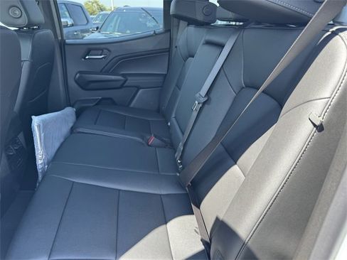 New 2025 Chevrolet Colorado LT w/ LT Convenience Package image 11