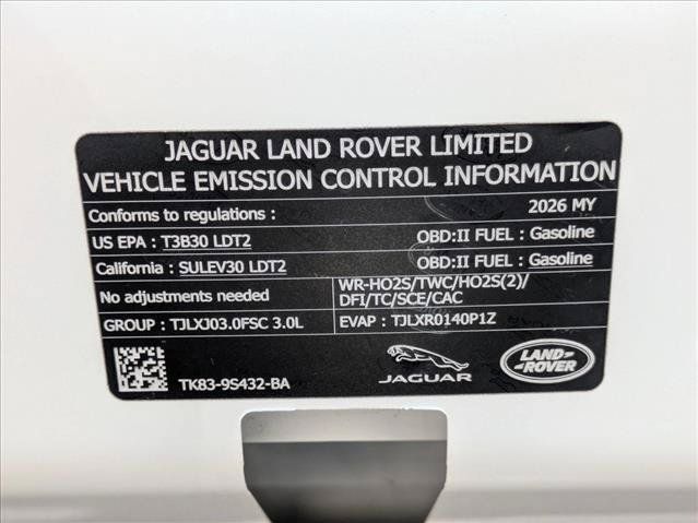 Certified 2026 Land Rover Range Rover Velar Dynamic SE AWD/4WD image 25