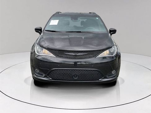 Used 2020 Chrysler Pacifica Touring w/ Advanced Safetytec Group FWD image 2