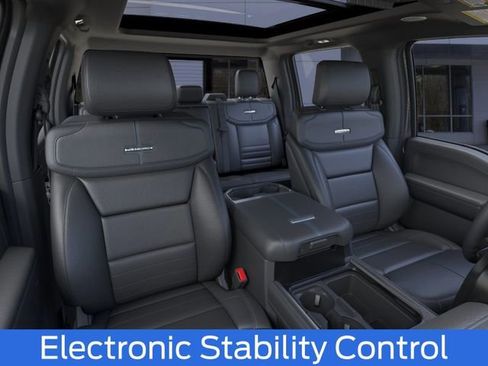 New 2026 Ford F350 Platinum w/ FX4 Off-Road Package AWD/4WD image 11
