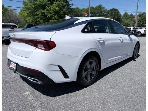 Used 2023 Kia K5 LXS FWD image 6