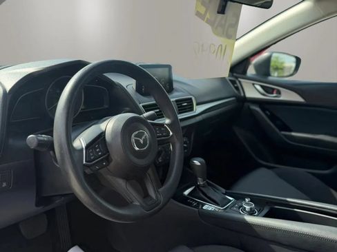 Used 2018 MAZDA MAZDA3 Sport FWD image 10