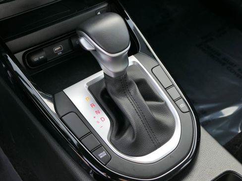 Used 2024 Kia Forte GT-Line w/ GT-Line Premium Package image 22