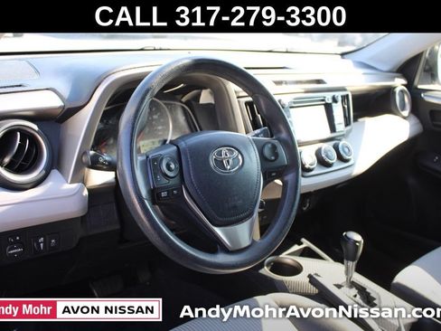 Used 2014 Toyota RAV4 LE FWD image 15