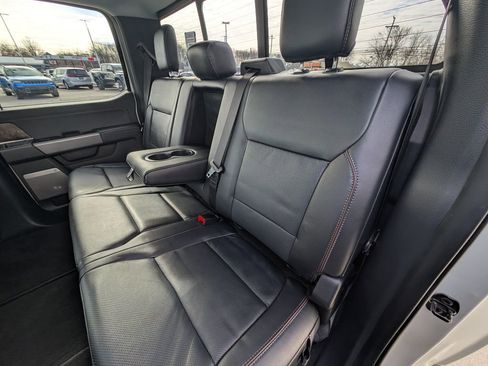 Used 2023 Ford F350 Lariat w/ Chrome Package image 17