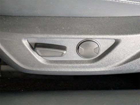 Used 2024 Ford Mustang GT Premium image 21