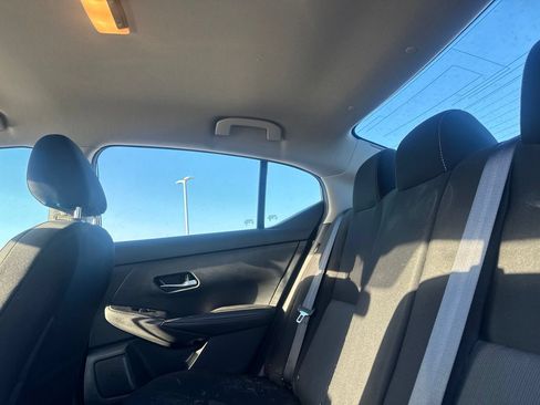Certified 2023 Nissan Sentra SV FWD image 30
