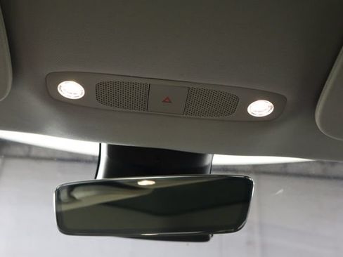 Used 2019 Tesla Model 3 Long Range RWD image 17