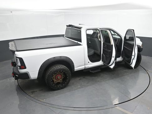 Used 2015 RAM 1500 Express AWD/4WD image 39