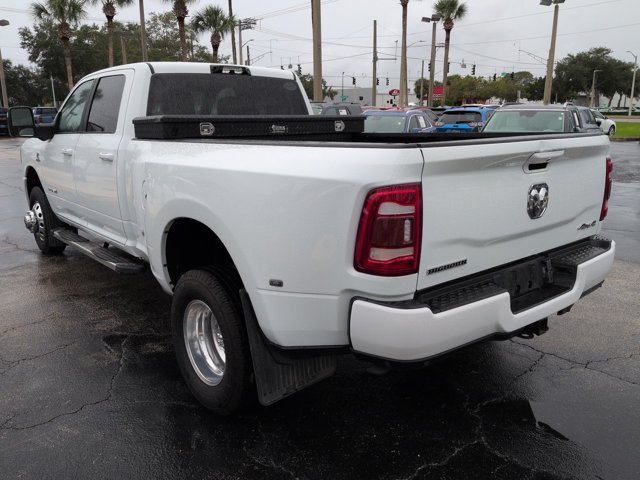 Used 2024 RAM 3500 Big Horn w/ Sport Appearance Package AWD/4WD image 6