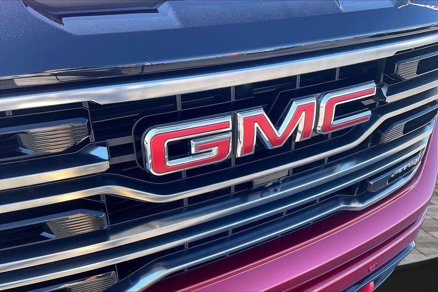 Used 2025 GMC Sierra 1500 AT4 w/ AT4 Premium Package AWD/4WD image 30